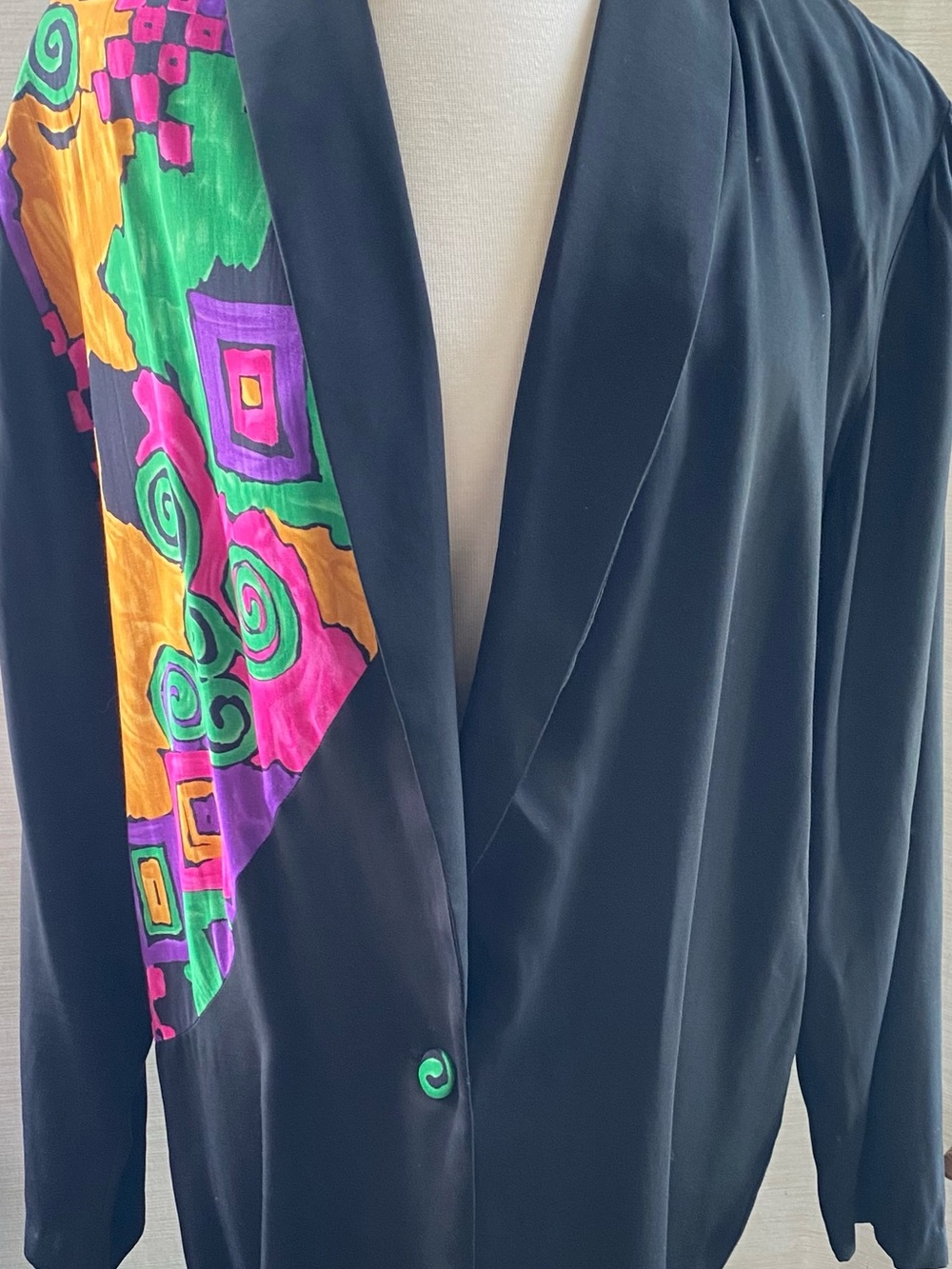 Vintage Black Oversized Blazer with Shoulder Pads/Colorful Abstract Accent